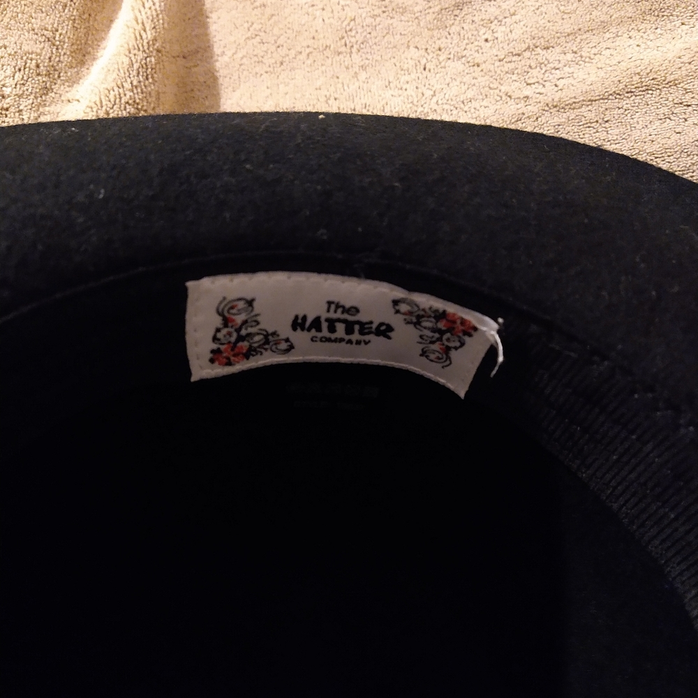 Black hat - Picture 3 of 3